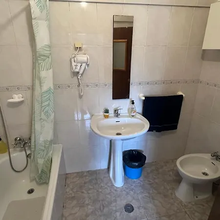Campsite Country And Nature House - Caravan Algarve Martinlongo